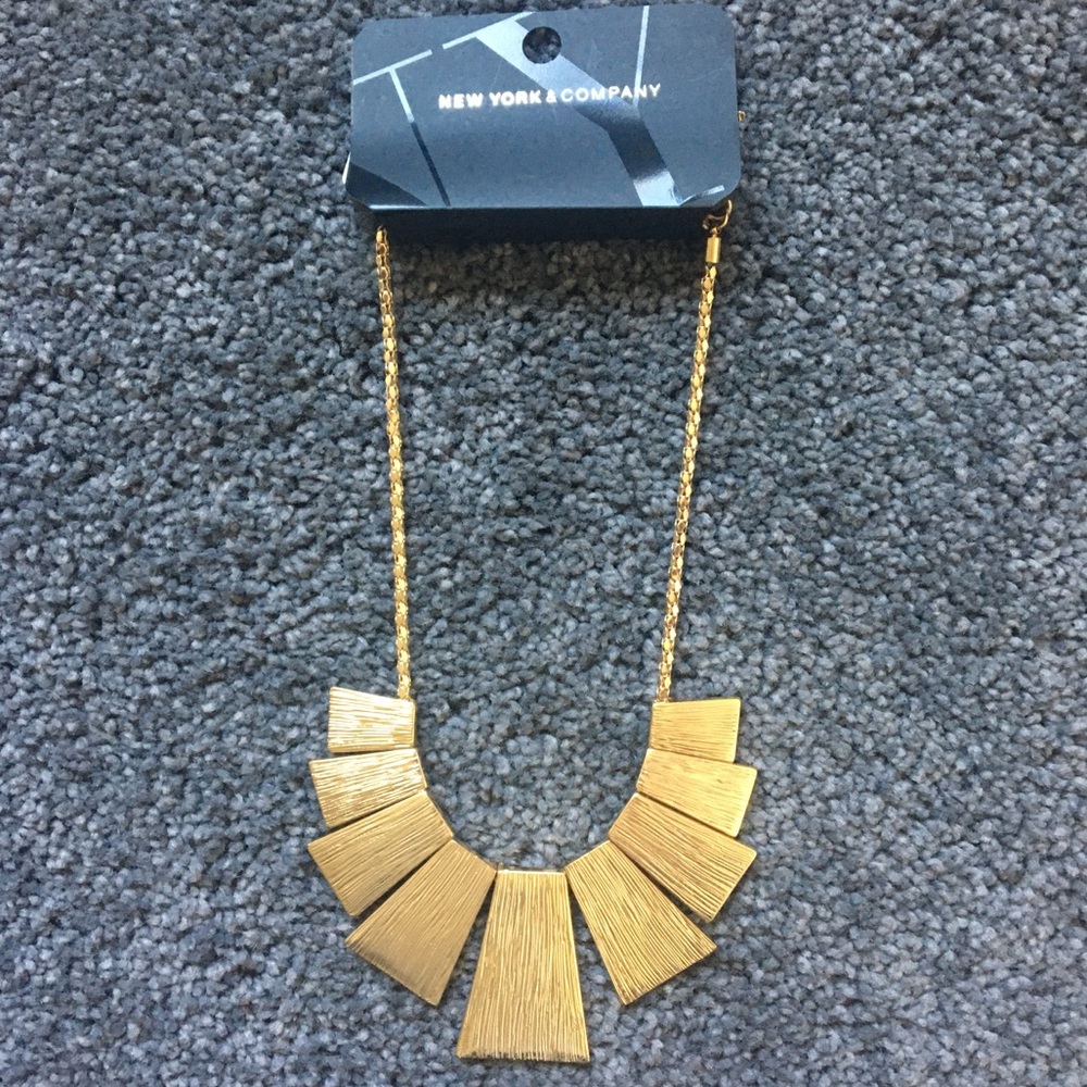 NWT New York & Company Gold Statement Necklace